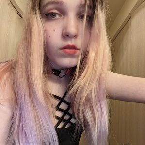 Meet your Posher, Aurora